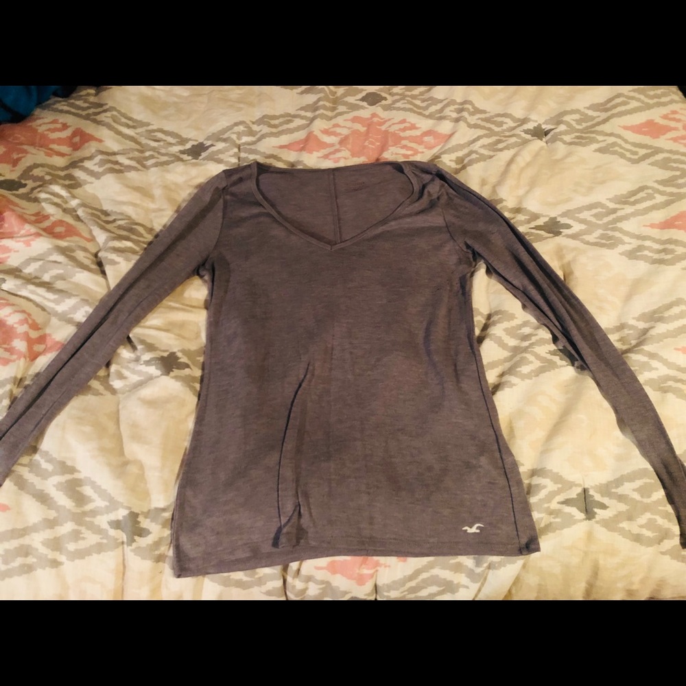 Hollister shirt
